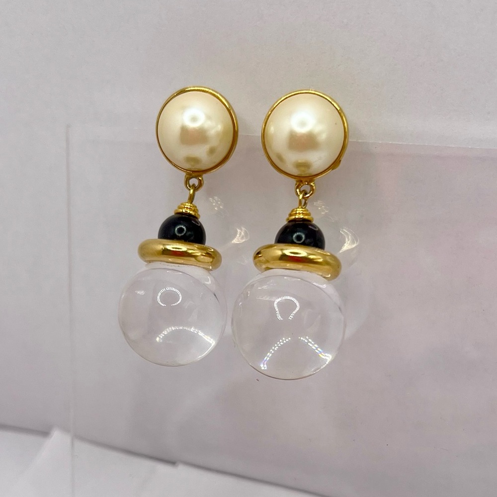 Vintage Pearl & Crystal Dangle Stud Earrings – Elegant Gold Tone Statement - Picture 2 of 4